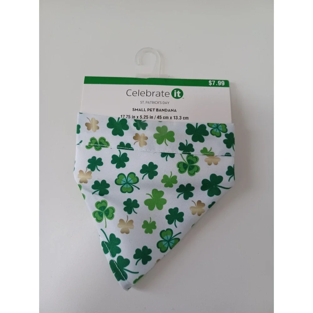 NEW St. Patrick's Day Small Pet Bandana Irish Shamrocks 17.75 in‎ X 5.25 in